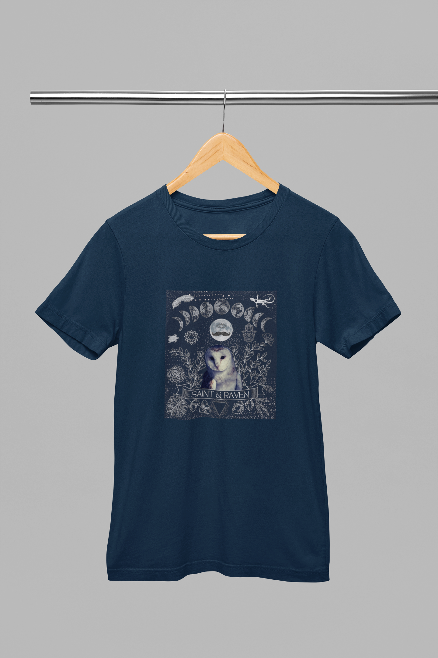 Mysteries Creatures of the Universe T-shirt - Owl